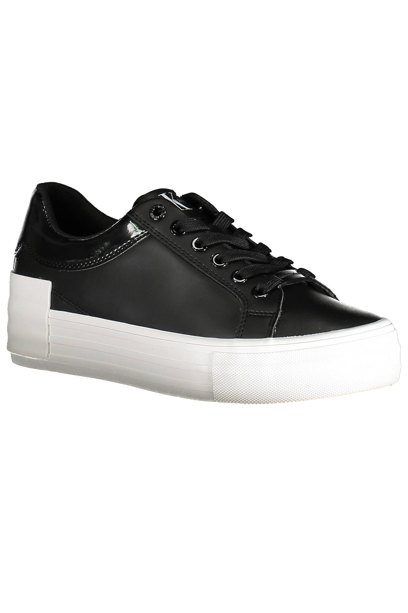 Black women's sport shoes