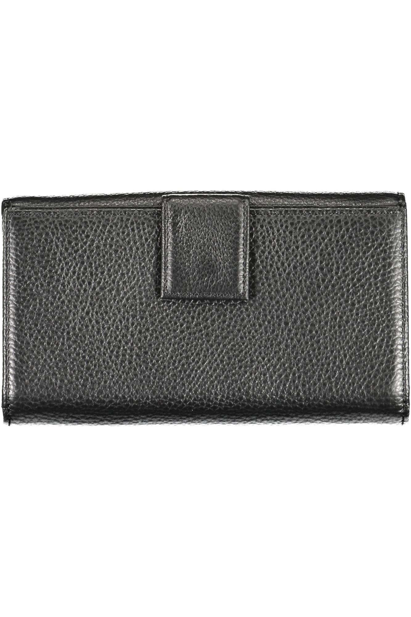 Women's black wallet