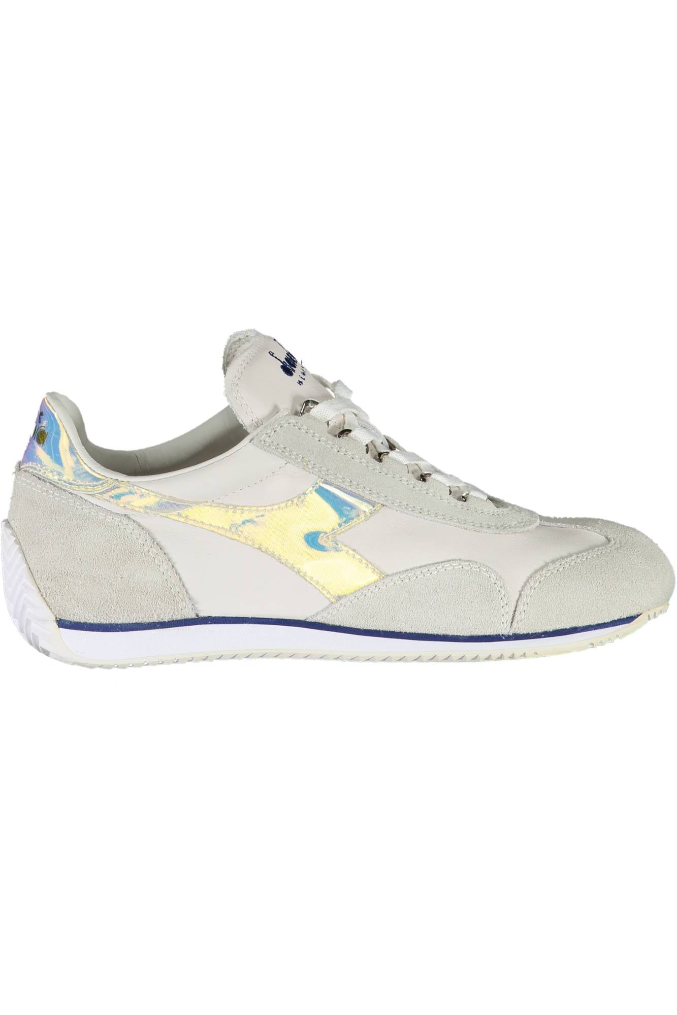 DIADORA