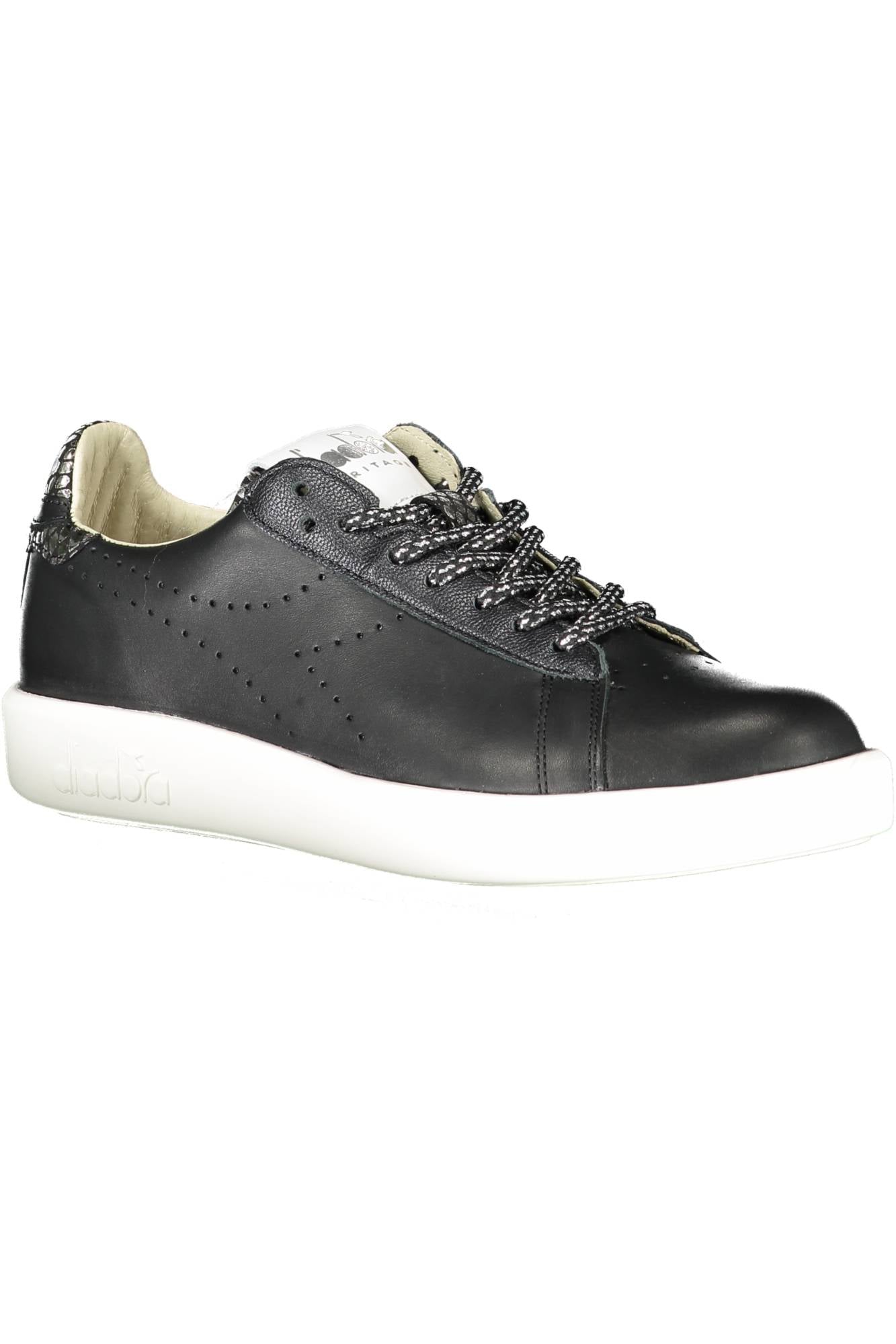 Women's sport shoes black