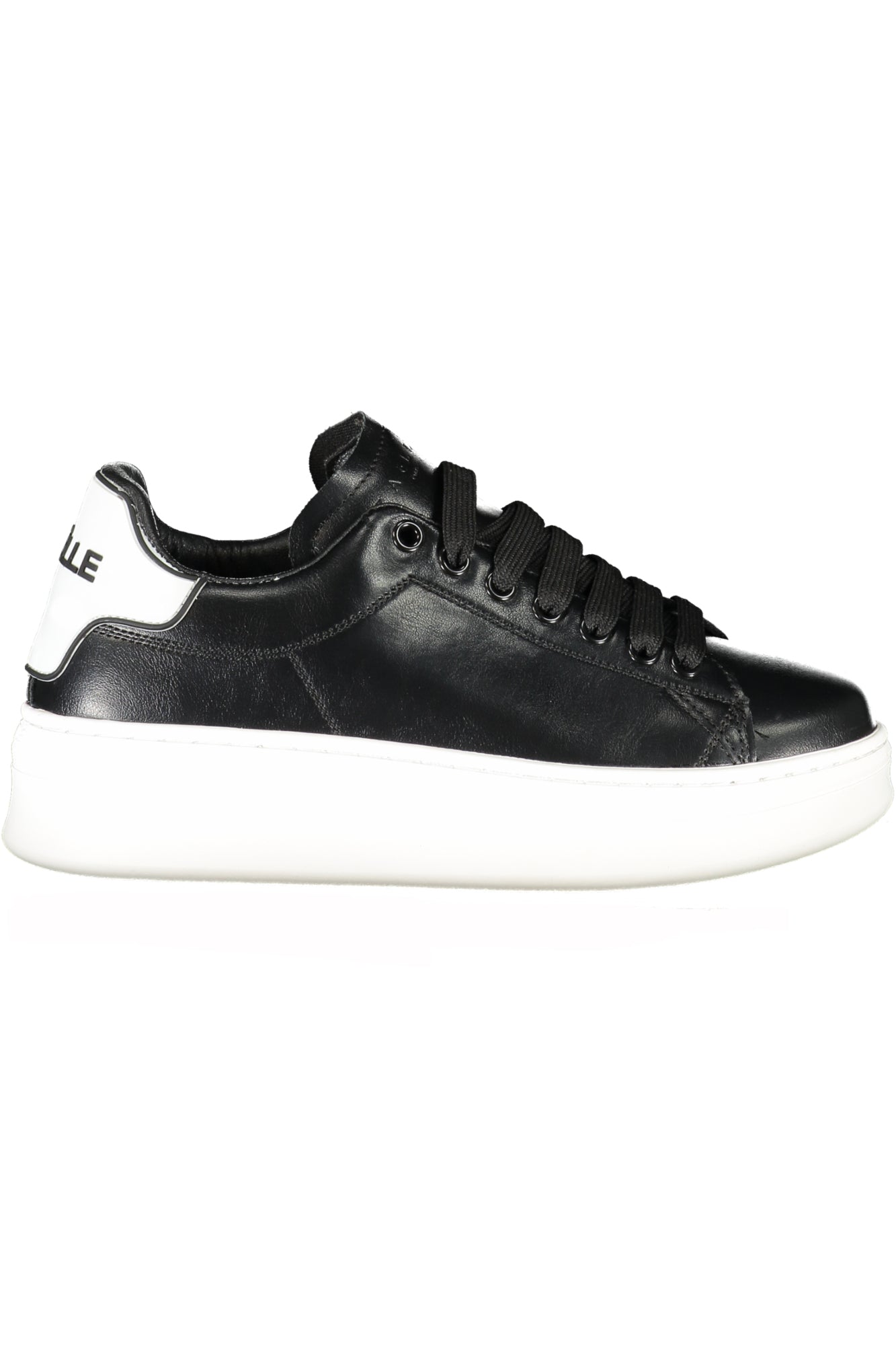 GAELLE PARIS Sneakers Black - GBCDP3075