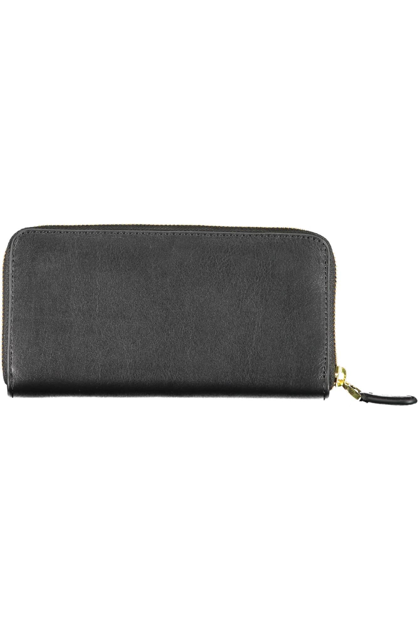 Women's black wallet