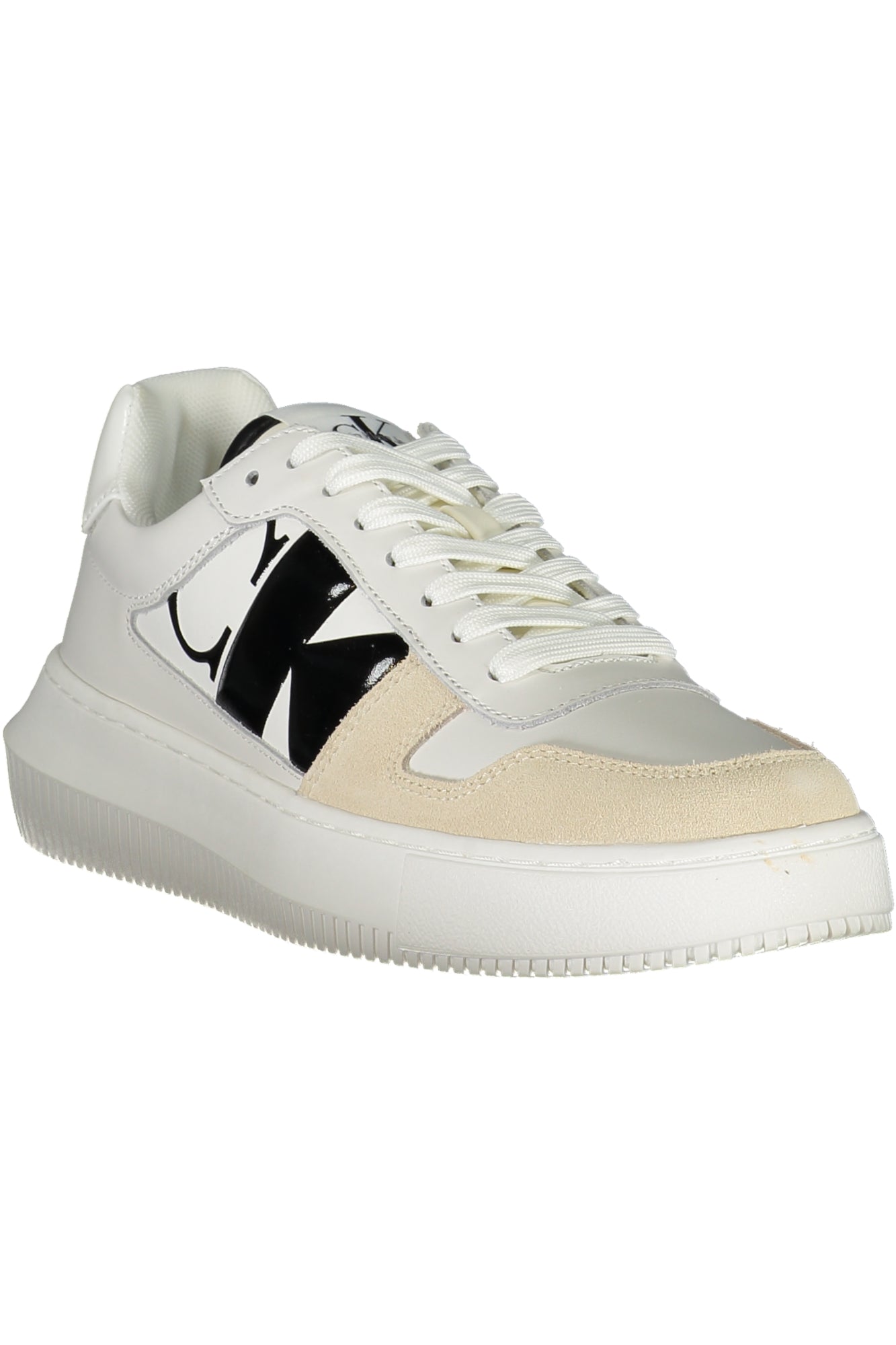 White women's sports shoes