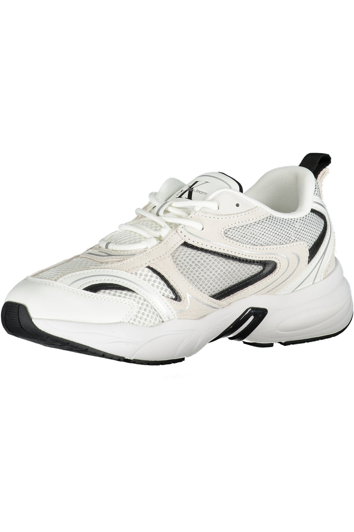 White women's sports shoes
