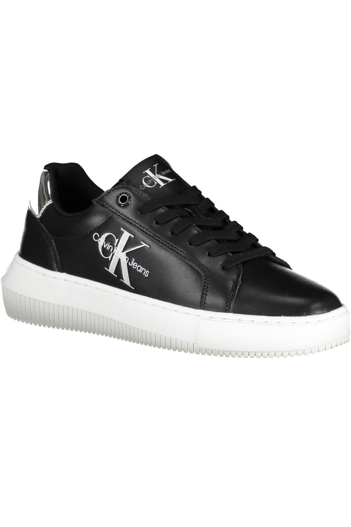 Black women's sport shoes
