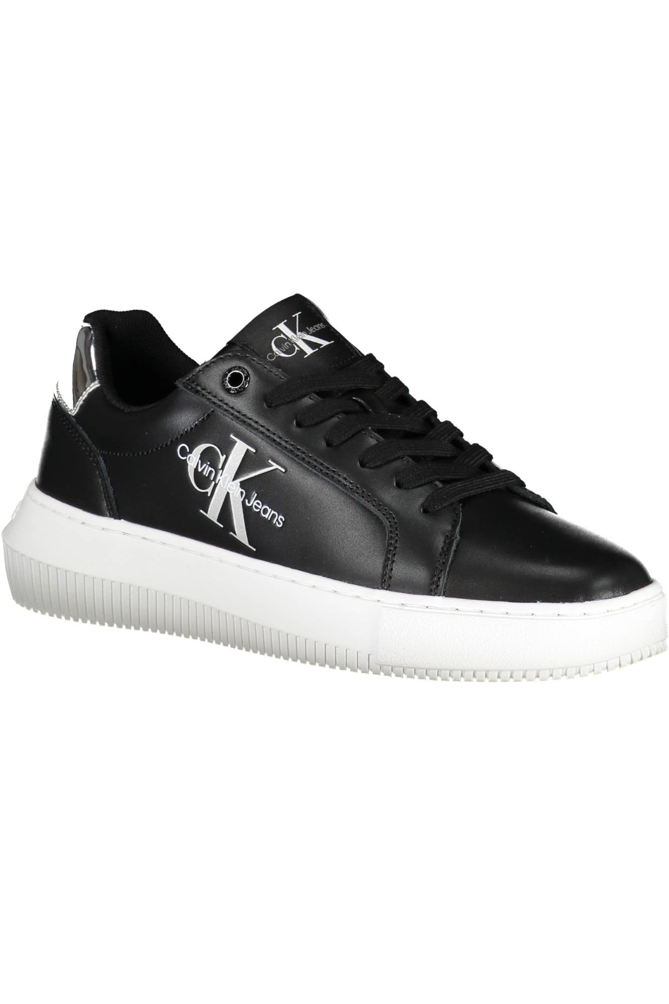 Black women's sport shoes