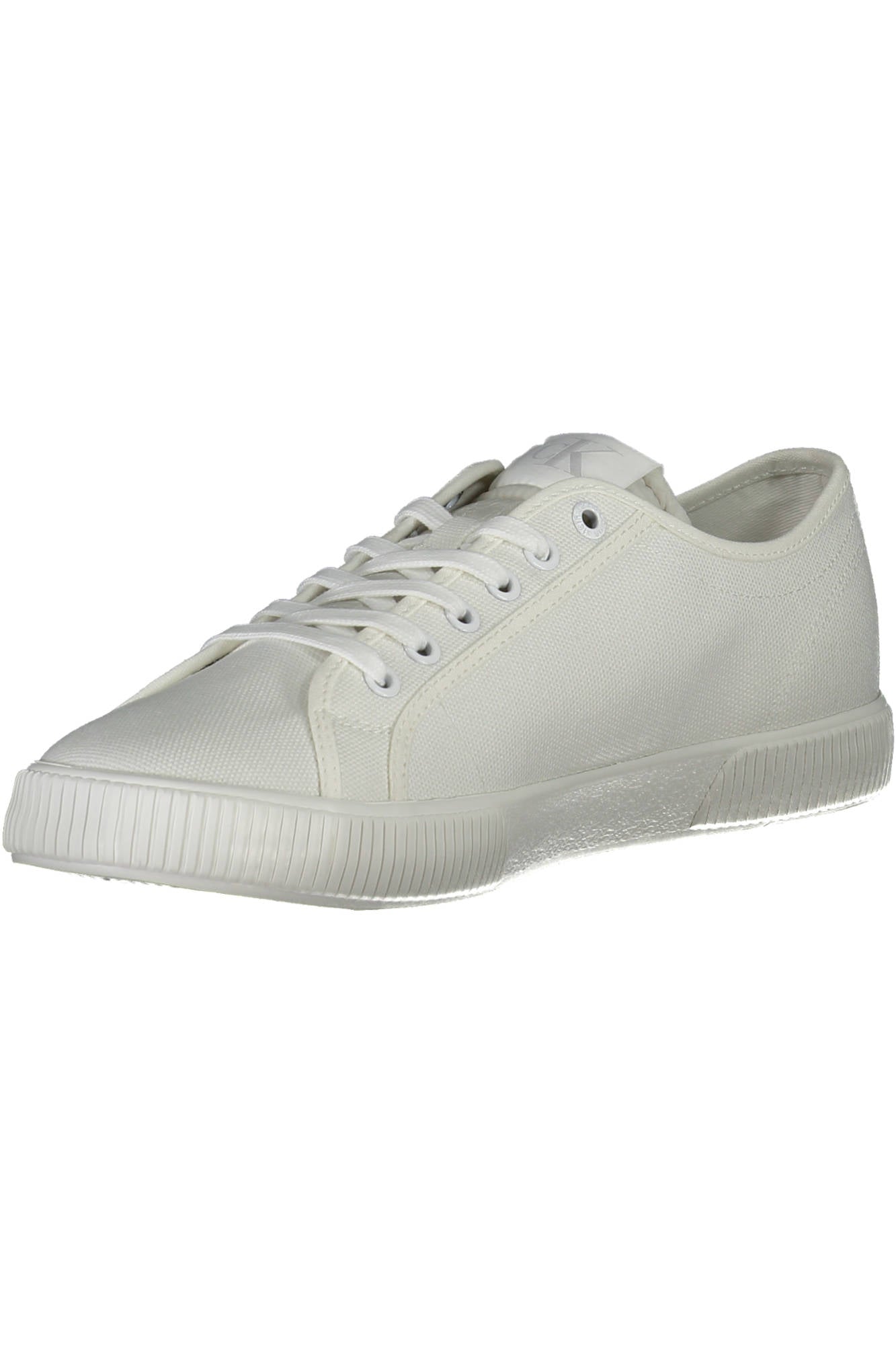 White man sportshoe