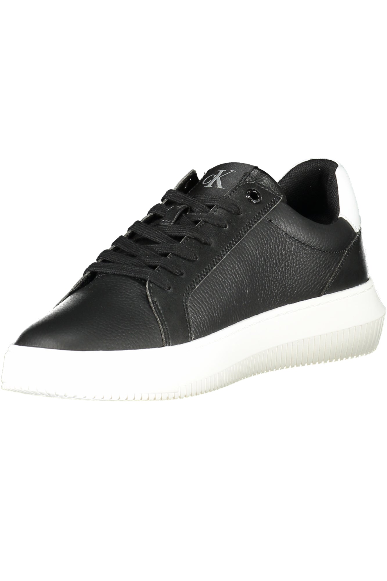 Men's sports footwear black