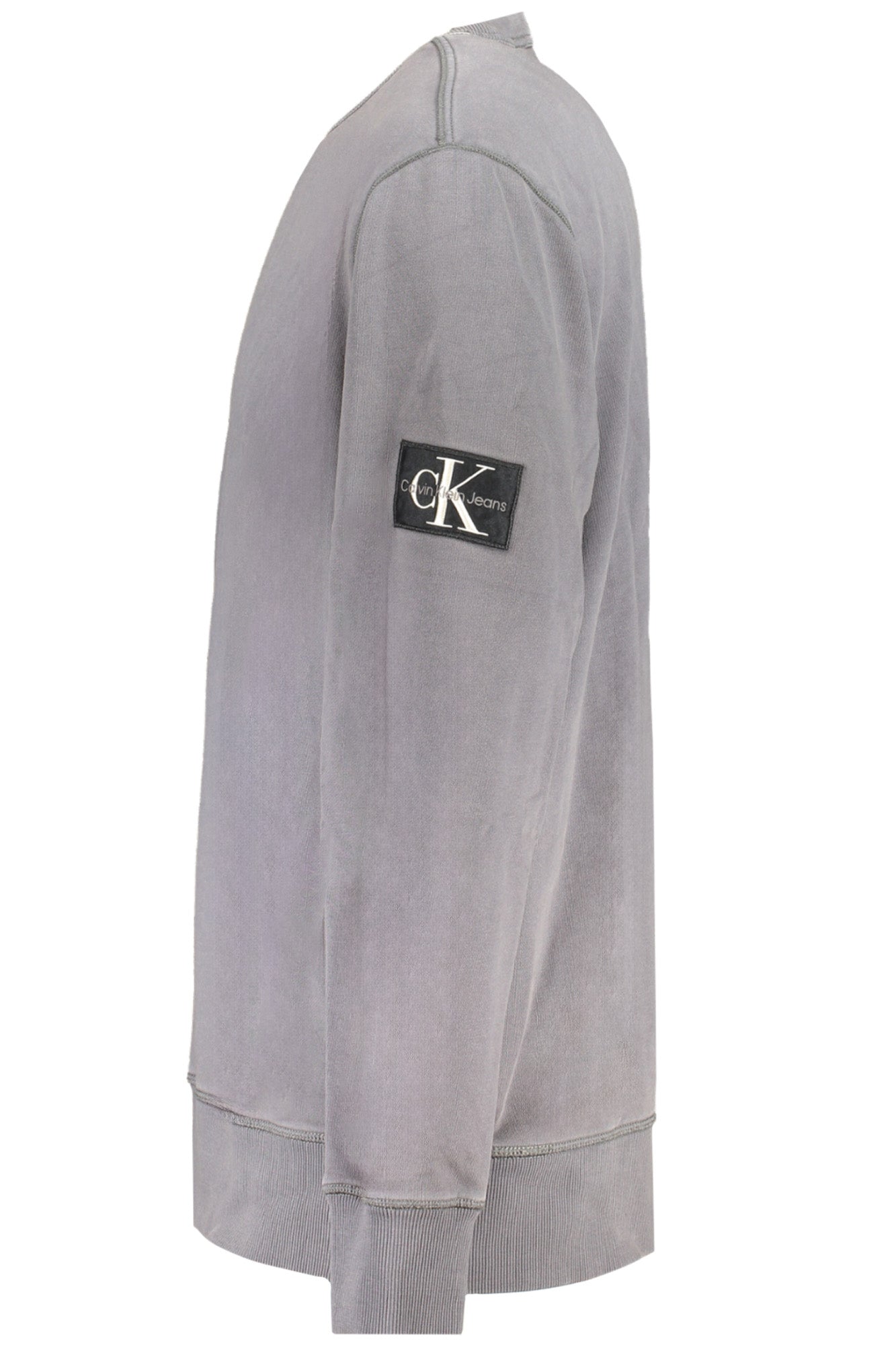 Men's gray zipless sweatshirt