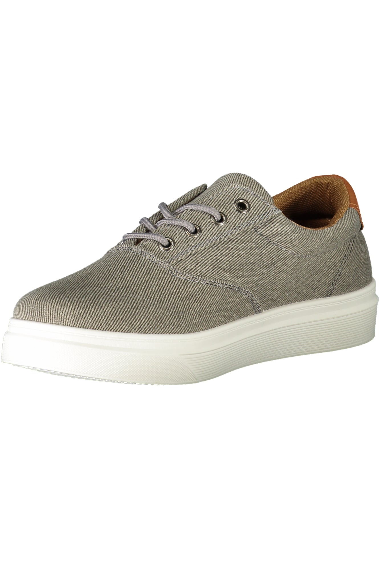 Gray men's sports shoes