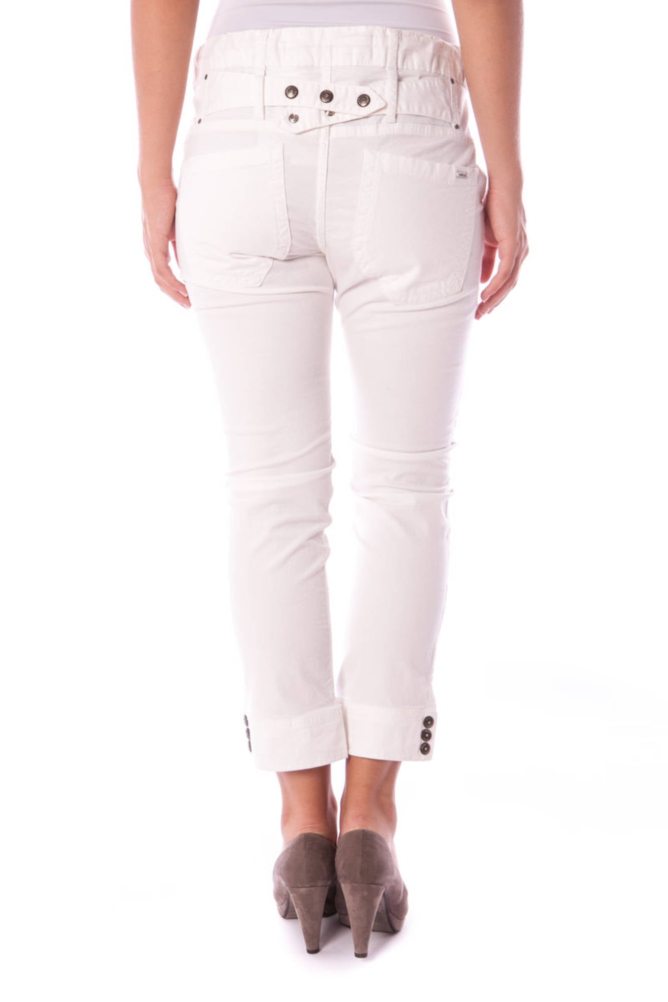 Woman fisherman pants white
