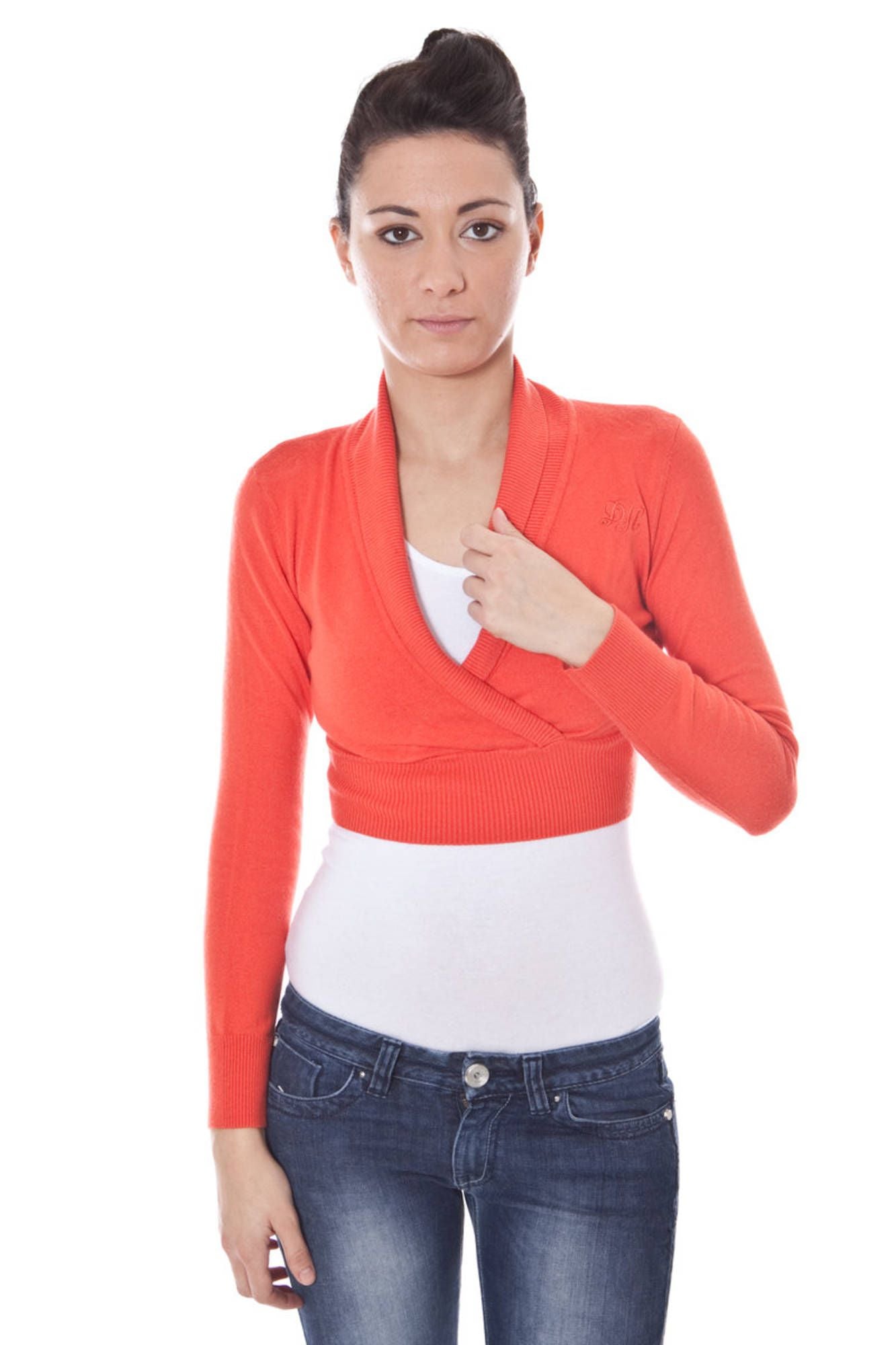DATCH Shrug Red - B9T2319