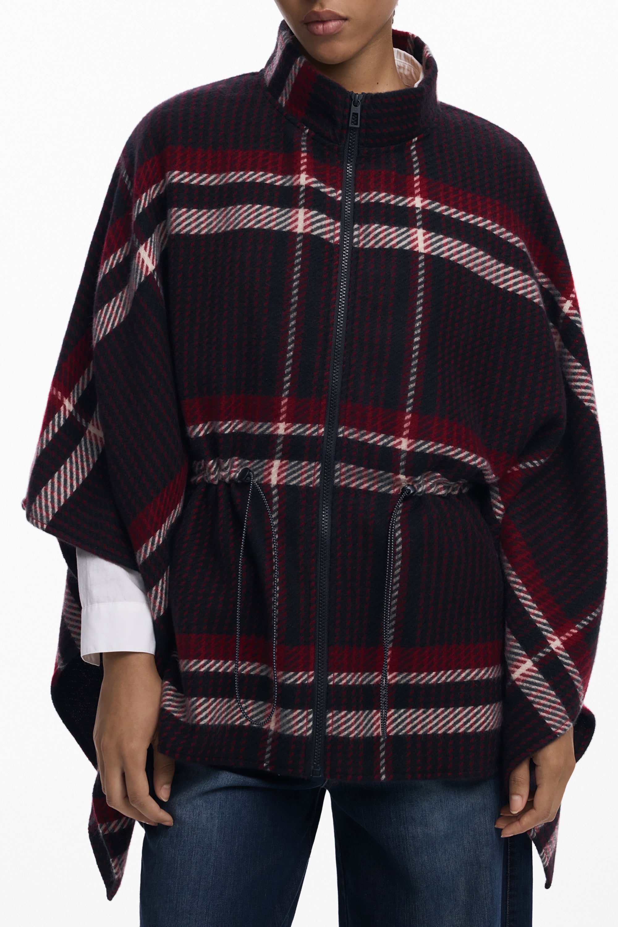 DESIGUAL Poncho Nero - 25WAIA11