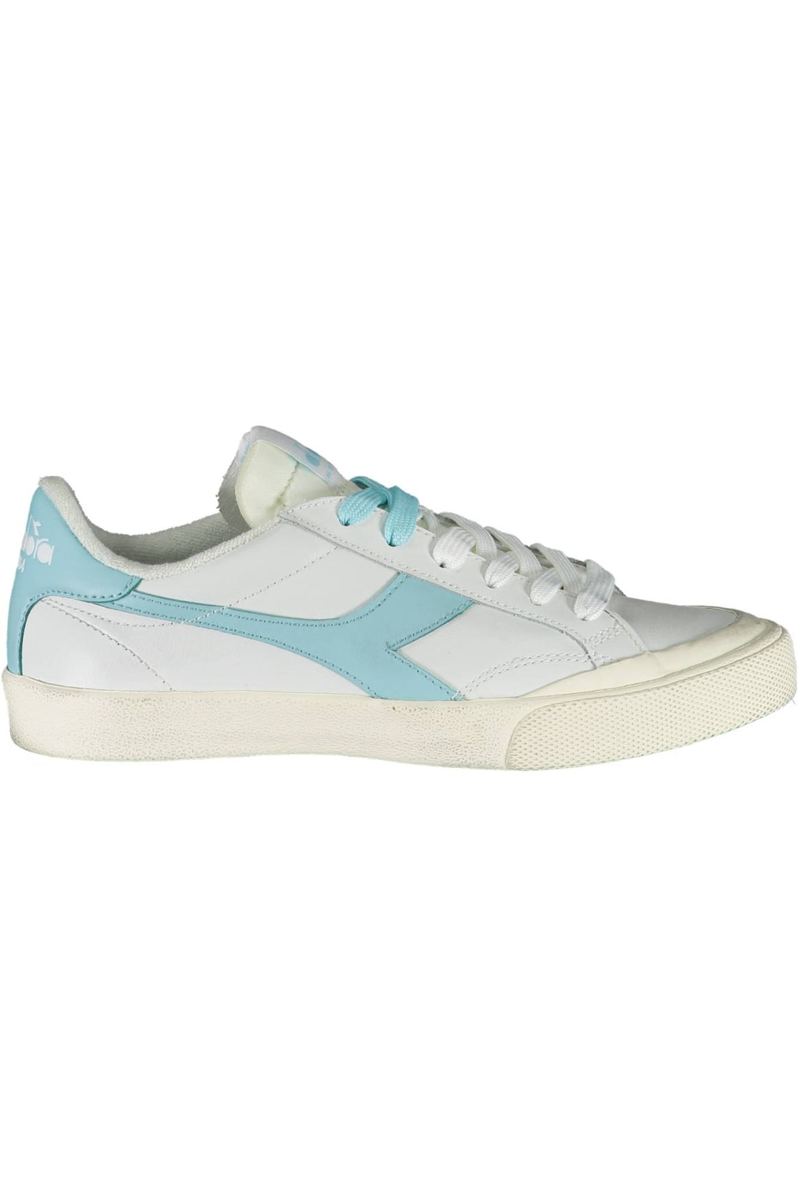 DIADORA