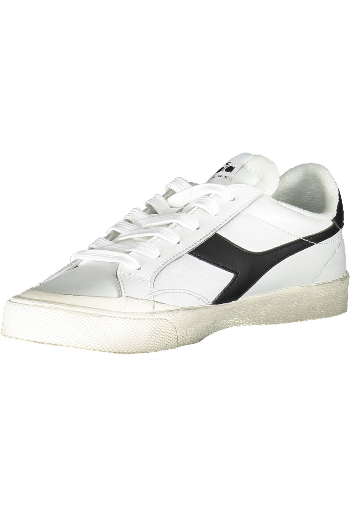 White women's sports shoes