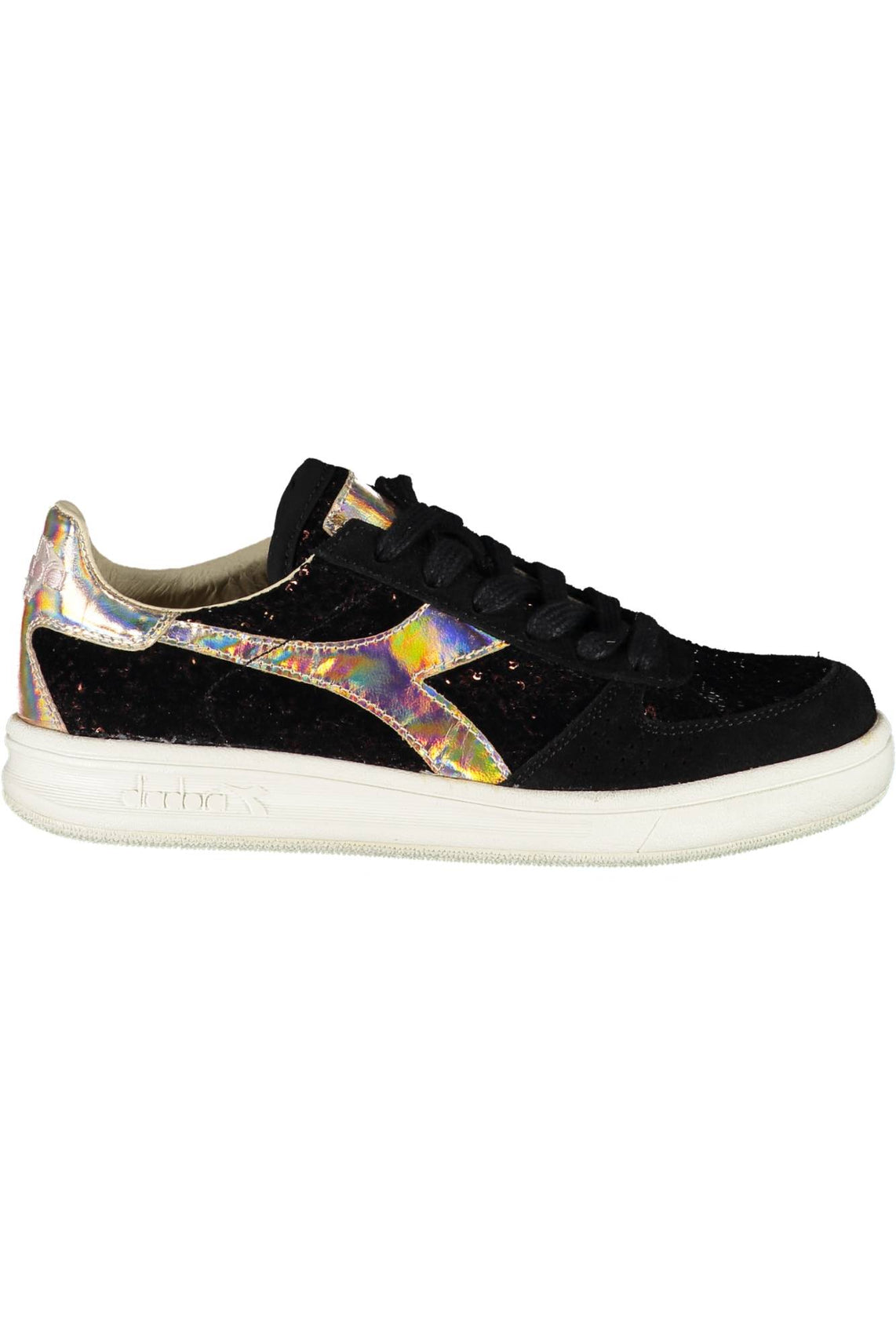 DIADORA