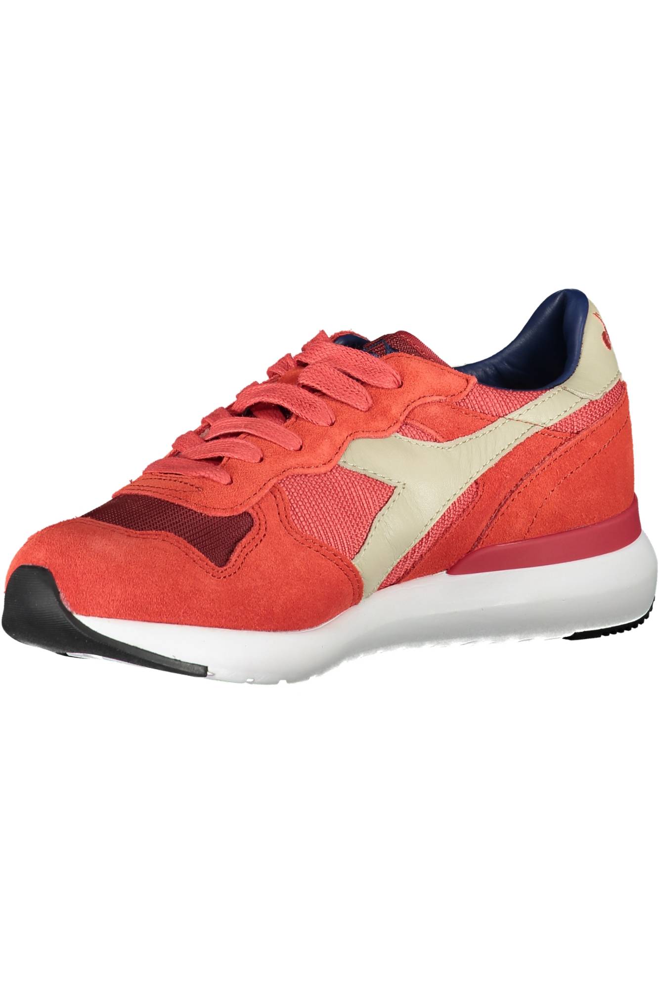 Sports shoes woman red