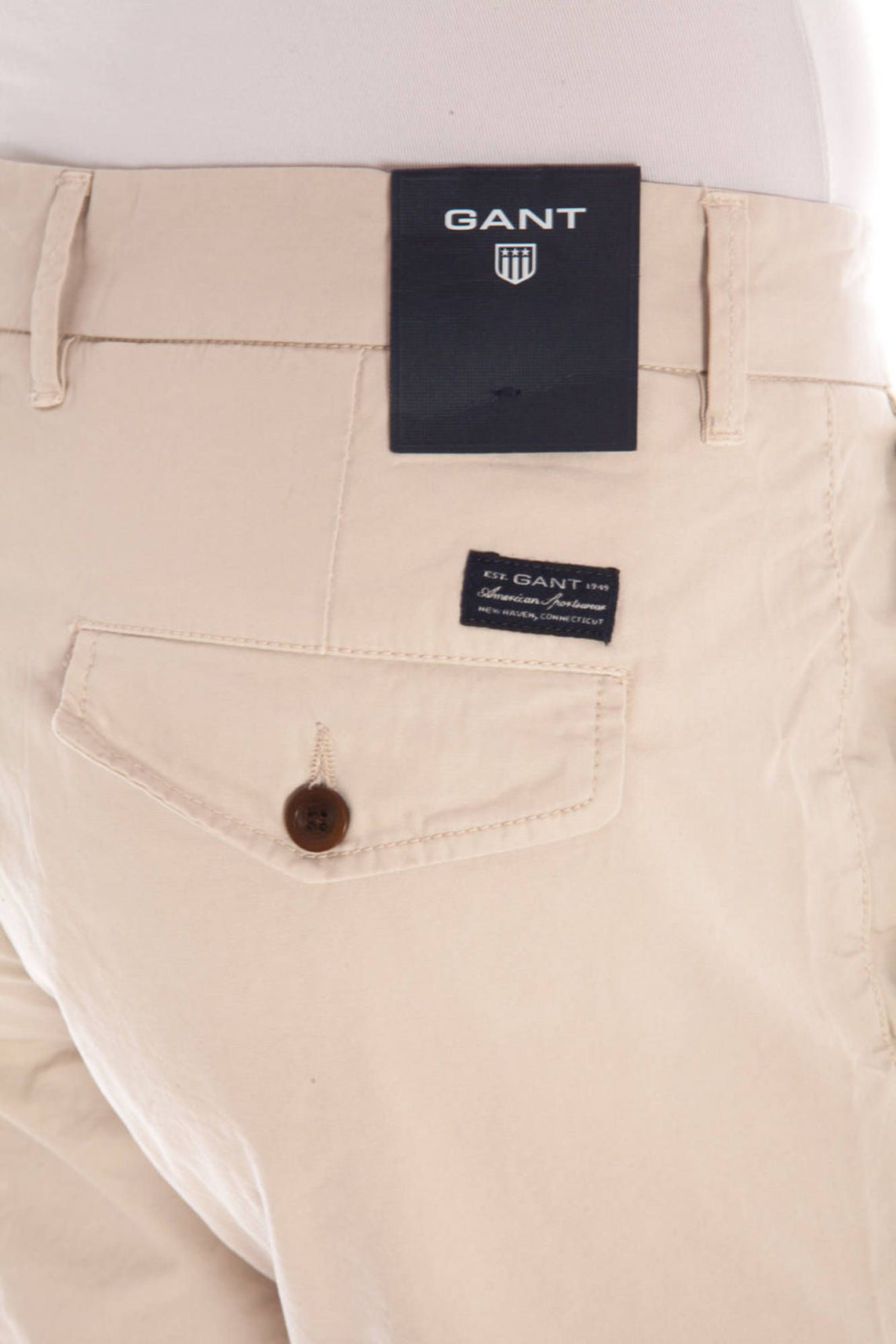 Men's beige bermuda trousers