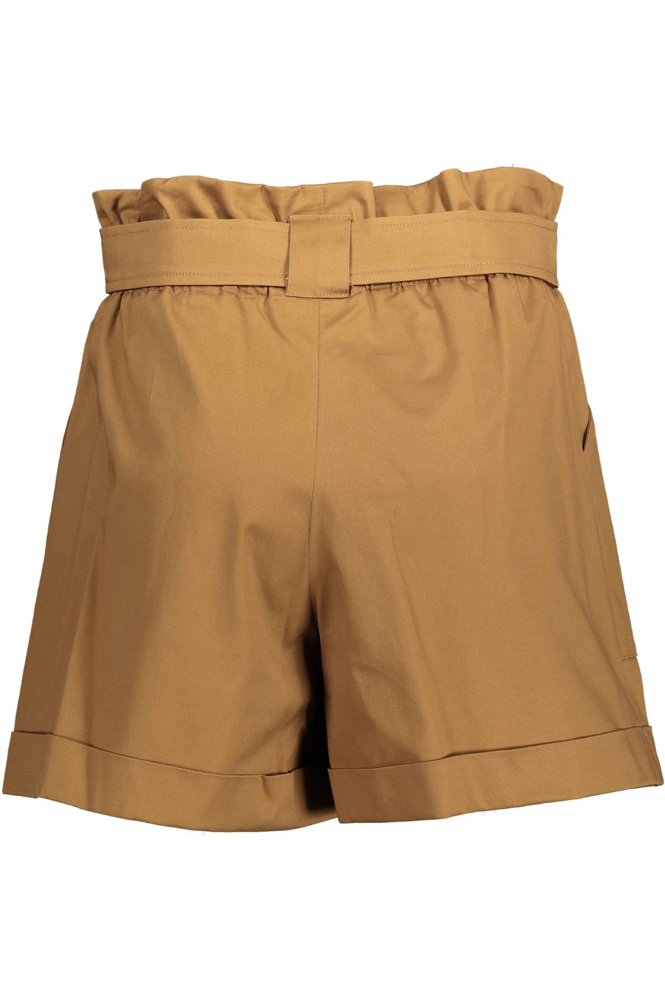 Brown woman short trousers