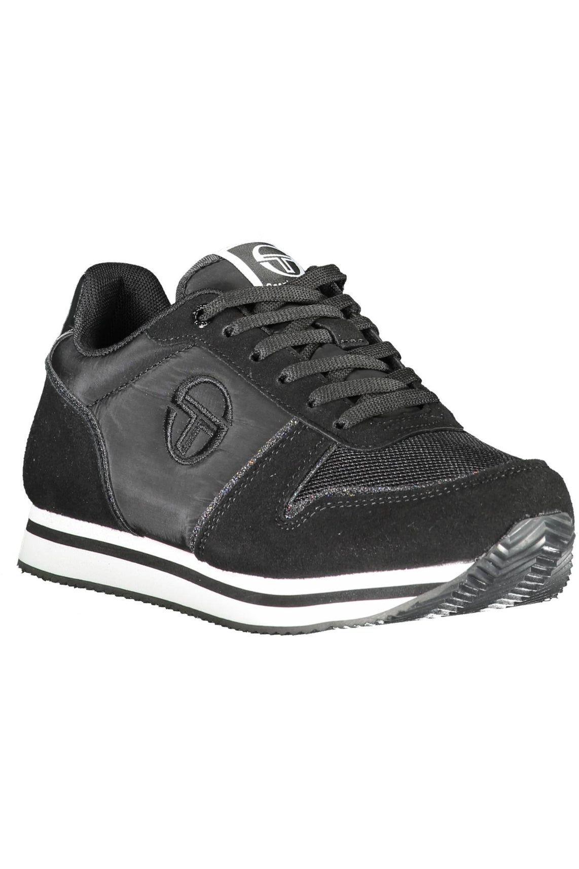 Women's black sports shoes