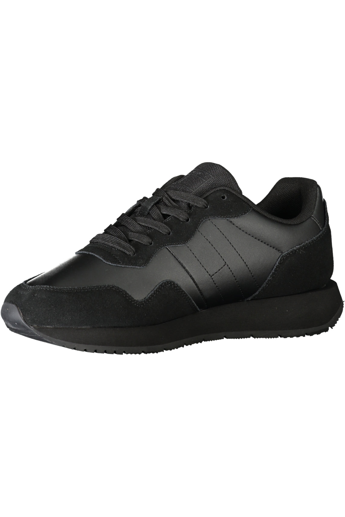 Men's sports shoes black