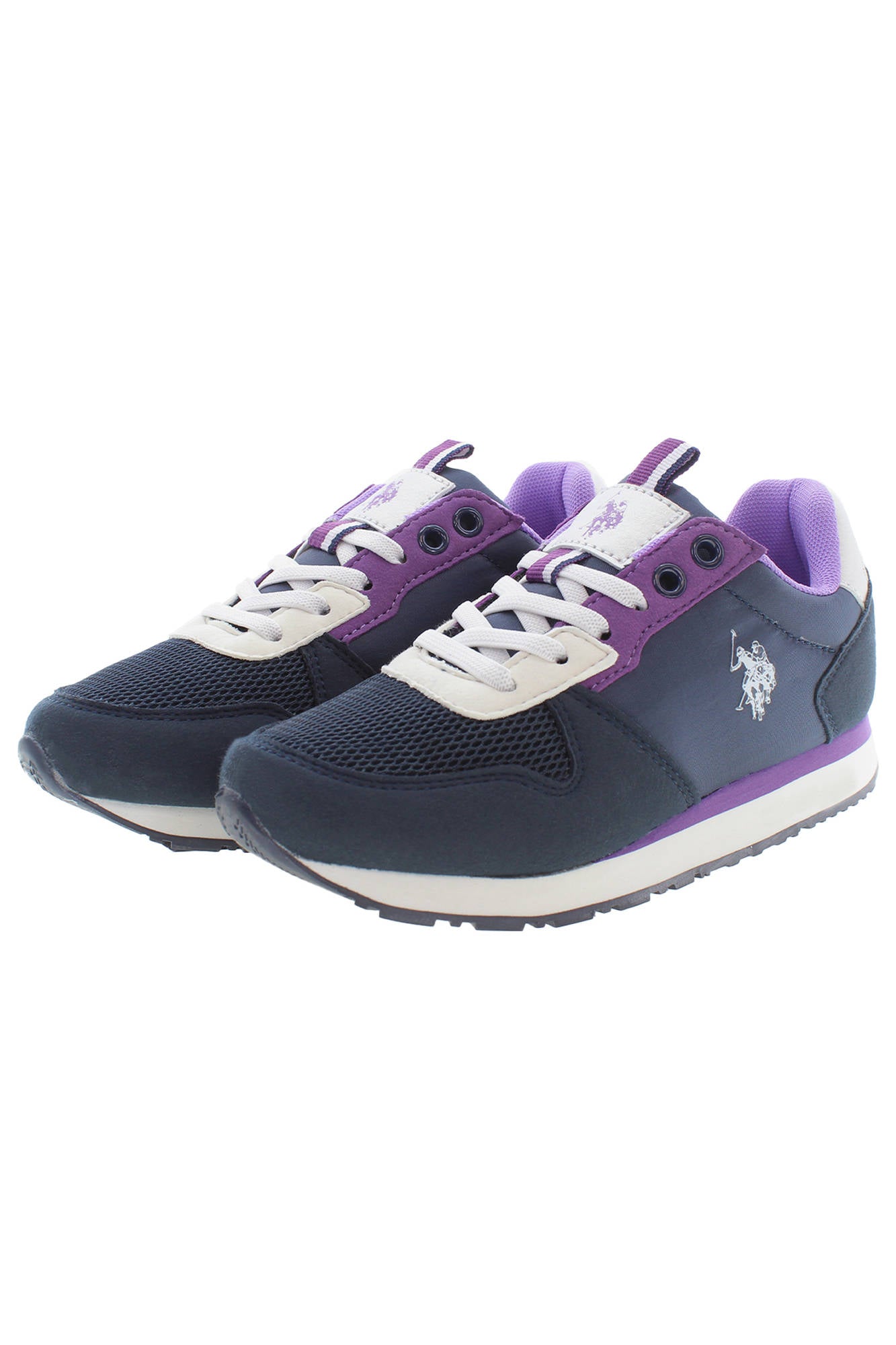 Girls purple sports shoes