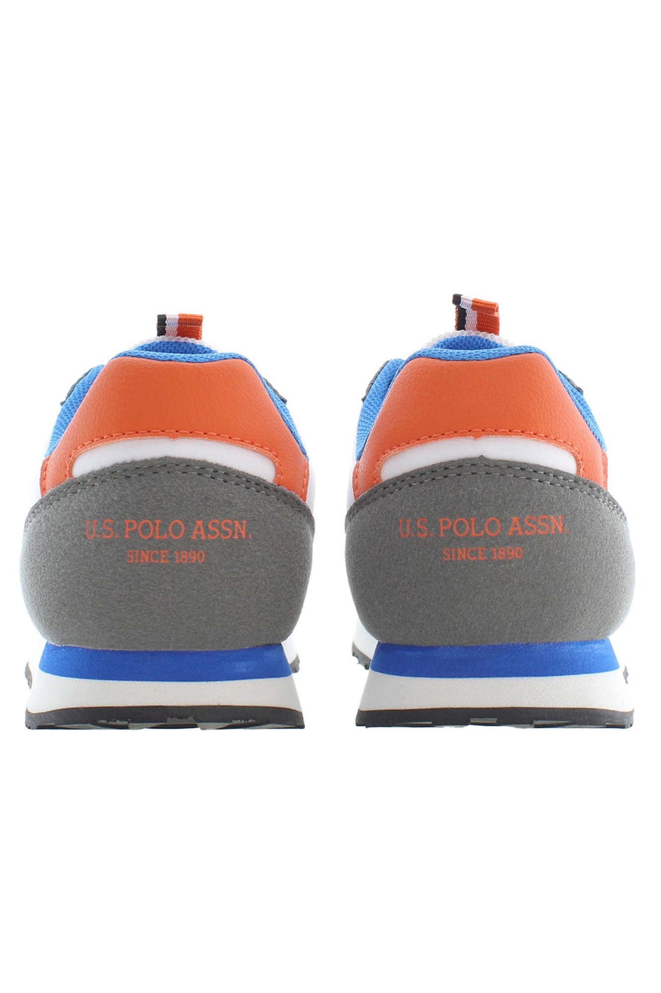 Sports shoes for kids