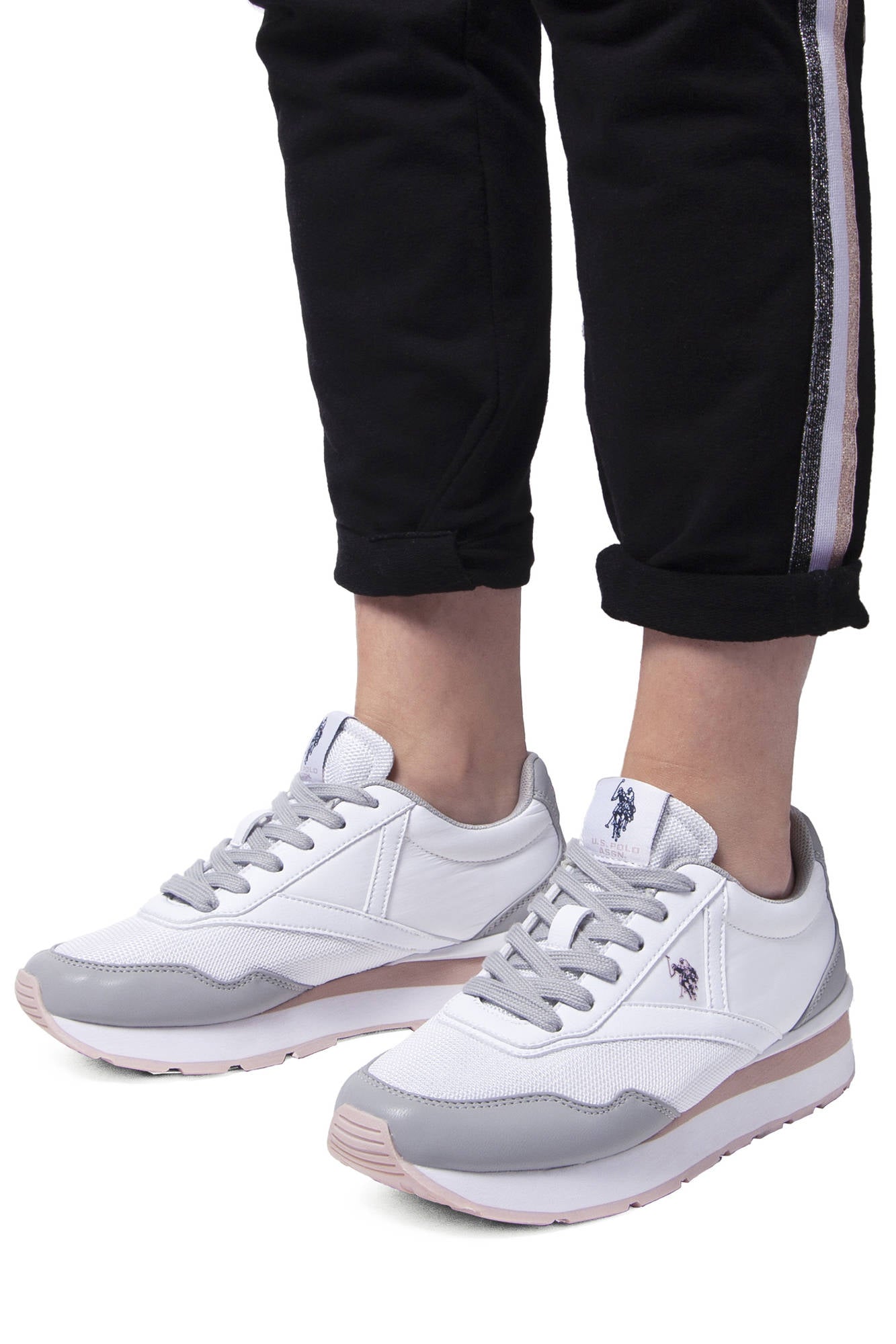 White women's sport shoes