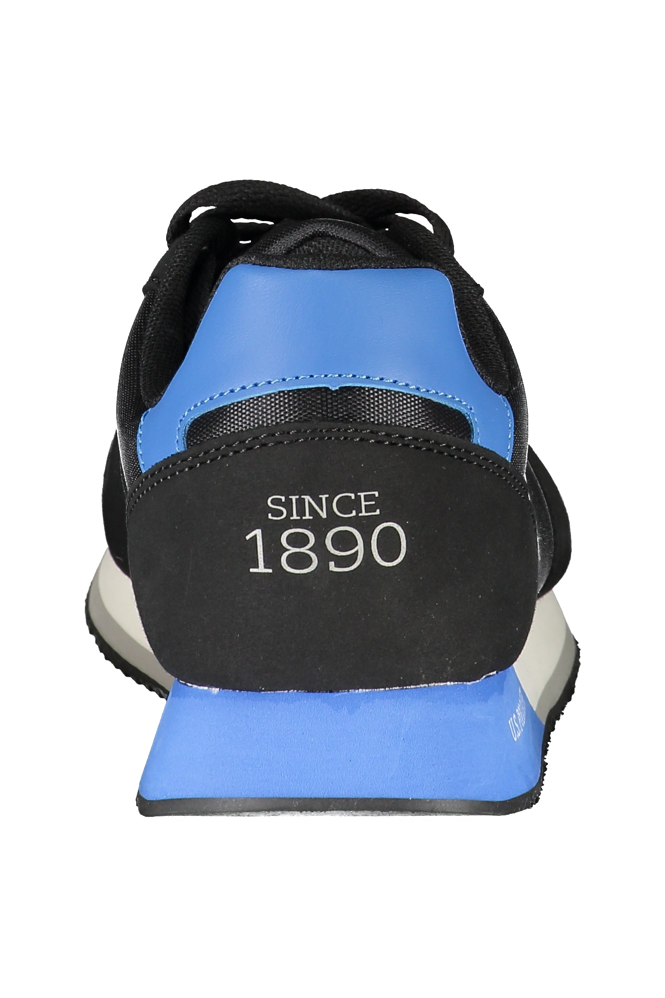 Black men's sports shoes