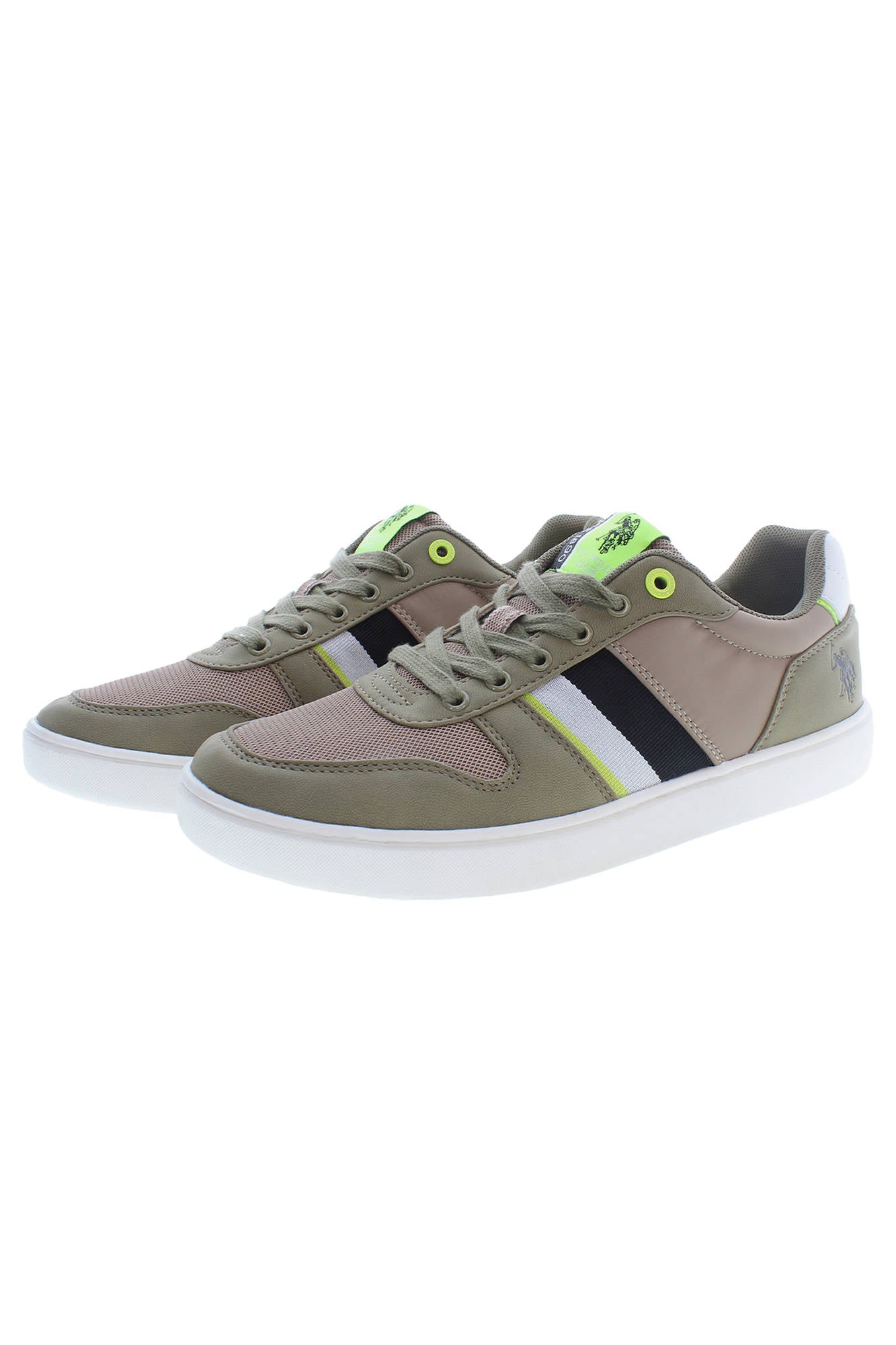 Green man sport shoes